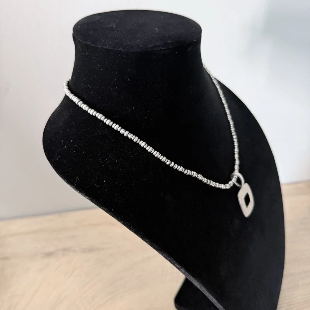 Silver Tone Beaded Pendant Necklace Minimalist Y2K Indie‎ Clean Girl Style Charm